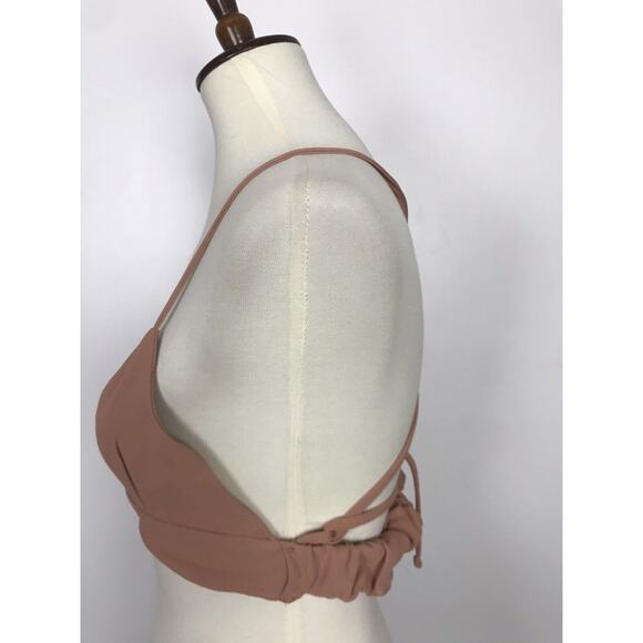 Storets Crop Triangle Tank Top Strappy Criss Cross Back - Picture 4 of 7